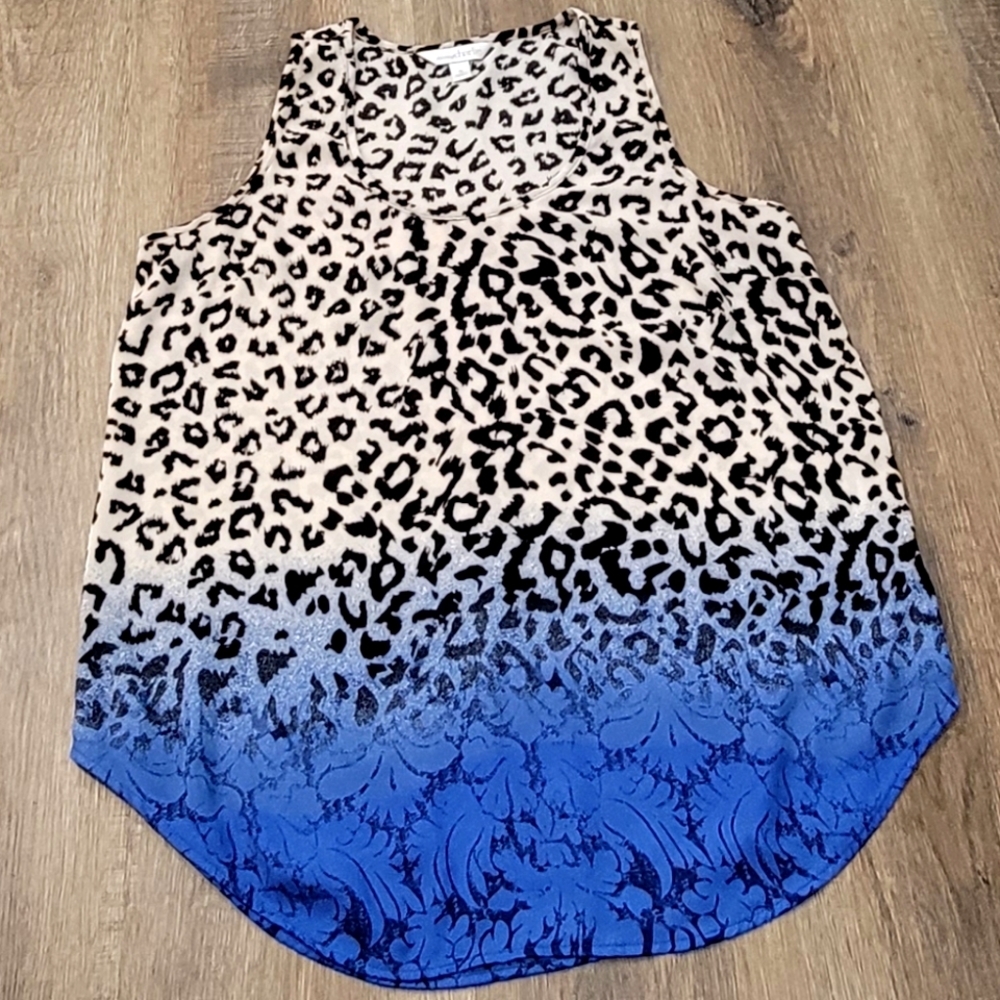 Charming Charlie Loose Long Tank in Blue and White Leopard, sz Small